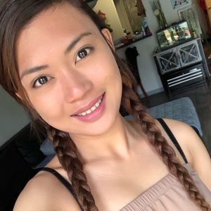 Meet your Posher, April